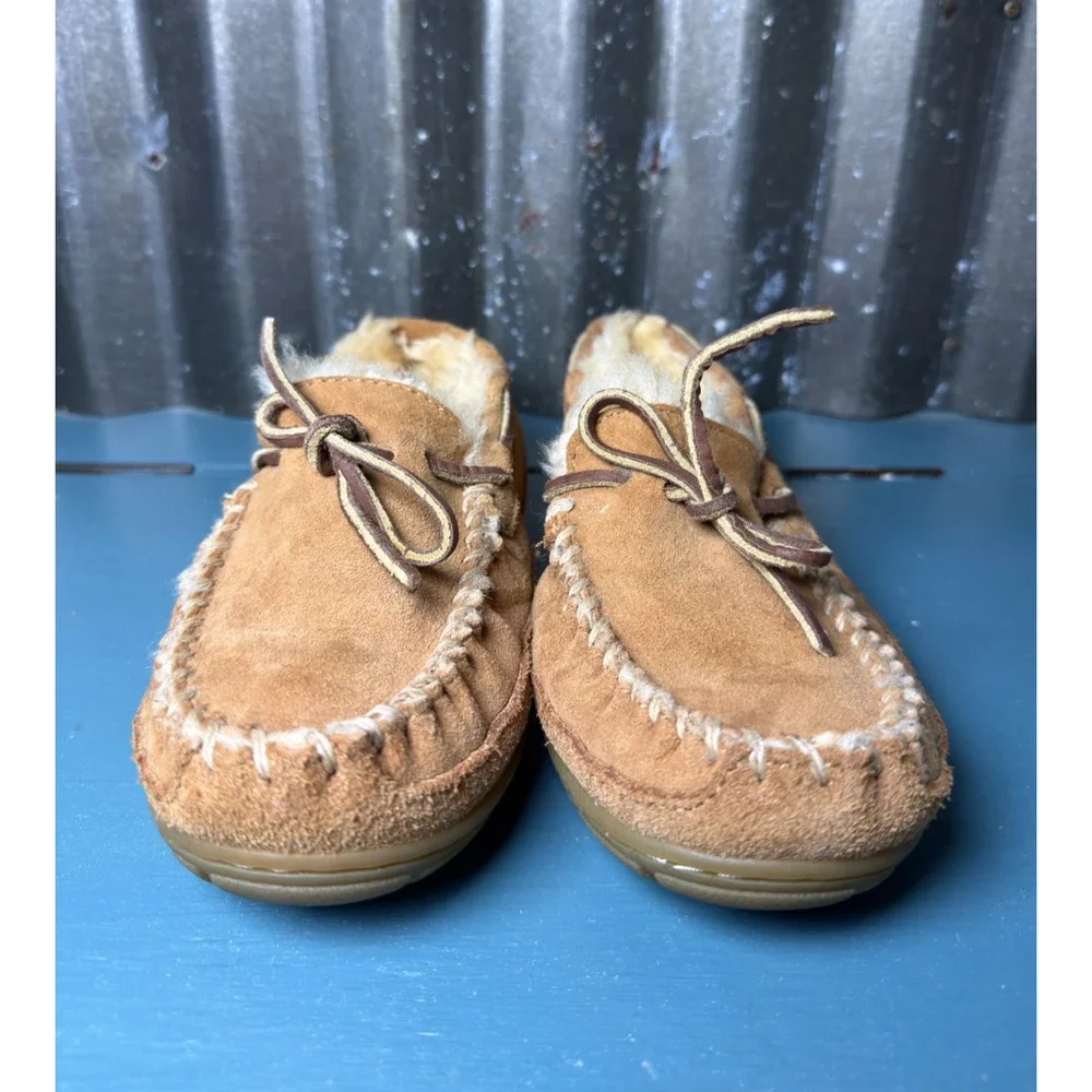 L.L. Bean Kids Wicked Good Moccasin Slippers Suede Shearling Size 1 Tan Brown